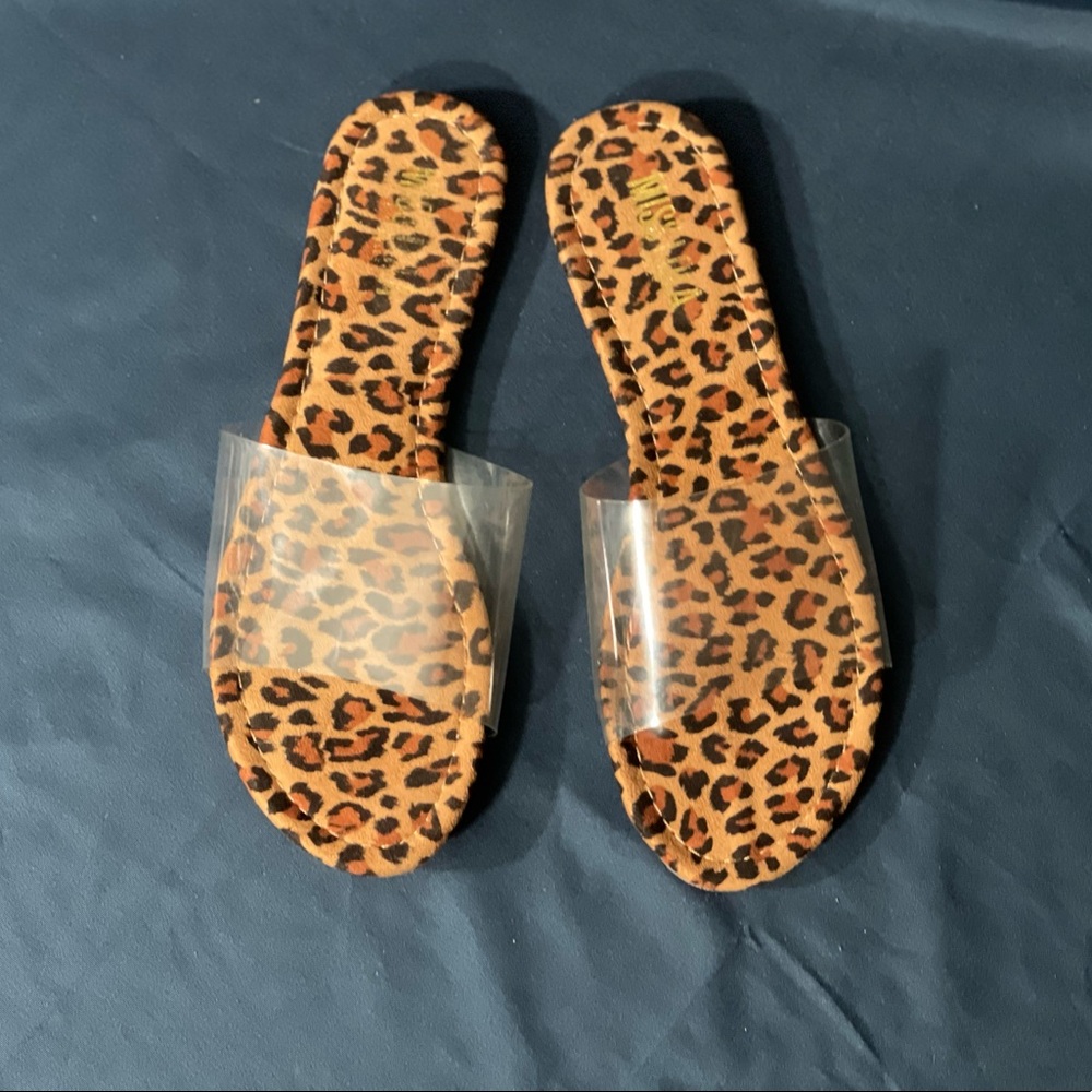 Clear strap animal print sandals size 9